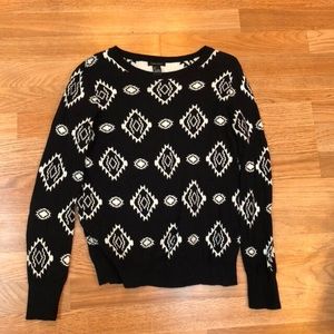 🍙FOREVER 21 SWEATER